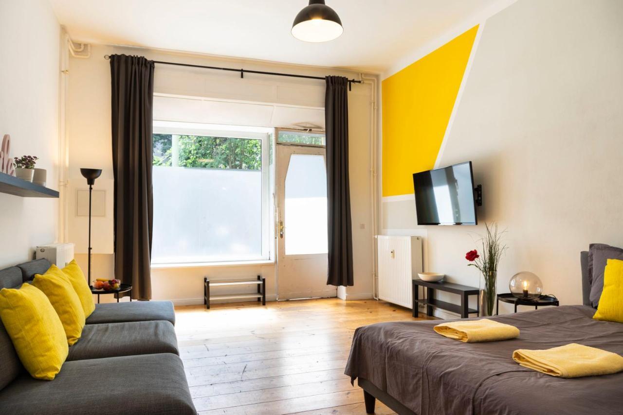 Cosy Apartment Plus Self Checkin Plus Free Street Parking Berlino Esterno foto