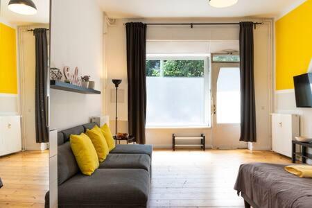 Cosy Apartment Plus Self Checkin Plus Free Street Parking Berlino Esterno foto